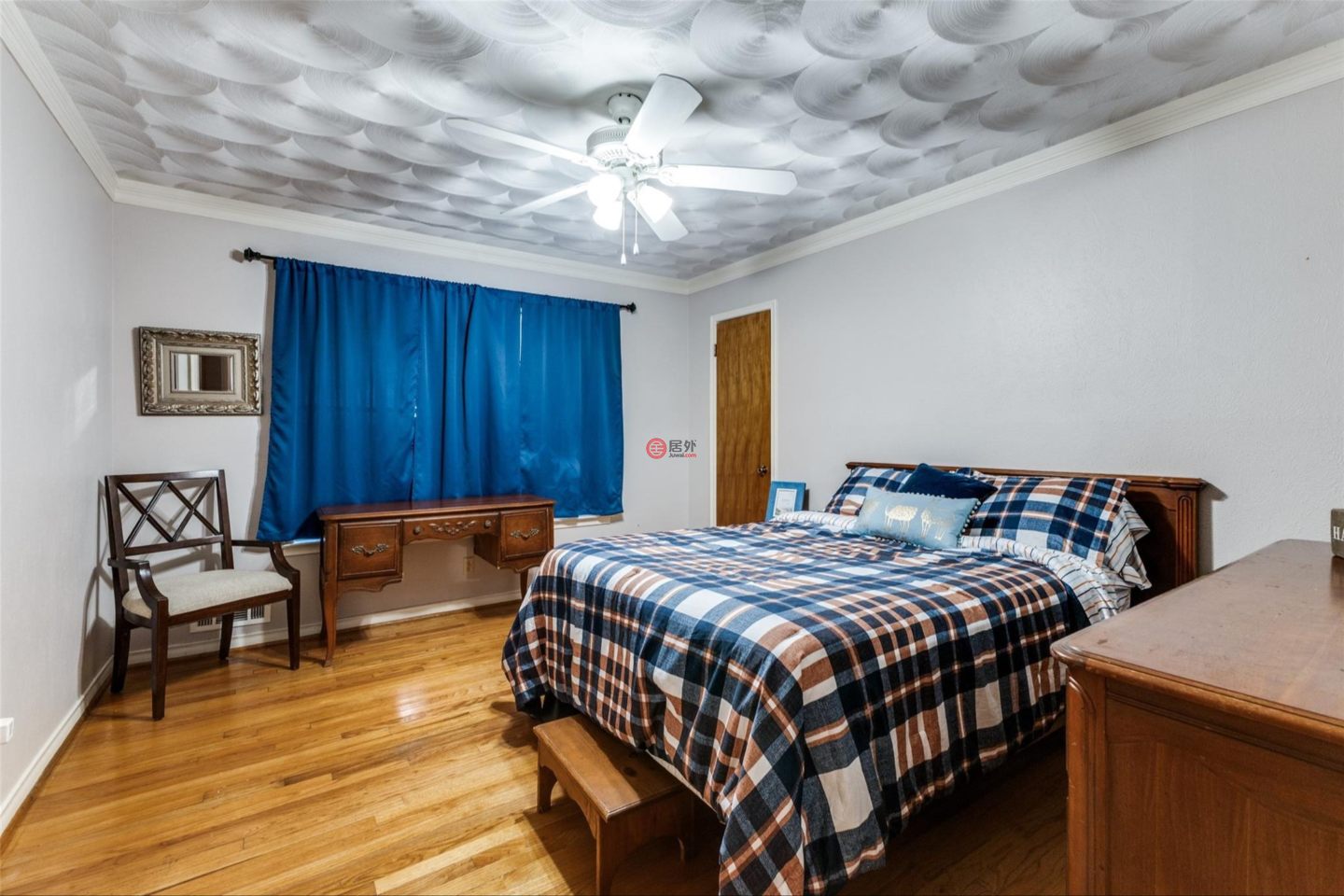 美国德克萨斯州普莱诺的独栋别墅,14th Pl,编号78496365