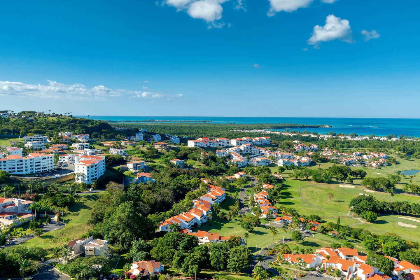 波多黎各Puerto RicoRio Grande的公寓，6000 Rio Mar Blvd. Vistas del Cacique Apt. 7367，编号77918795