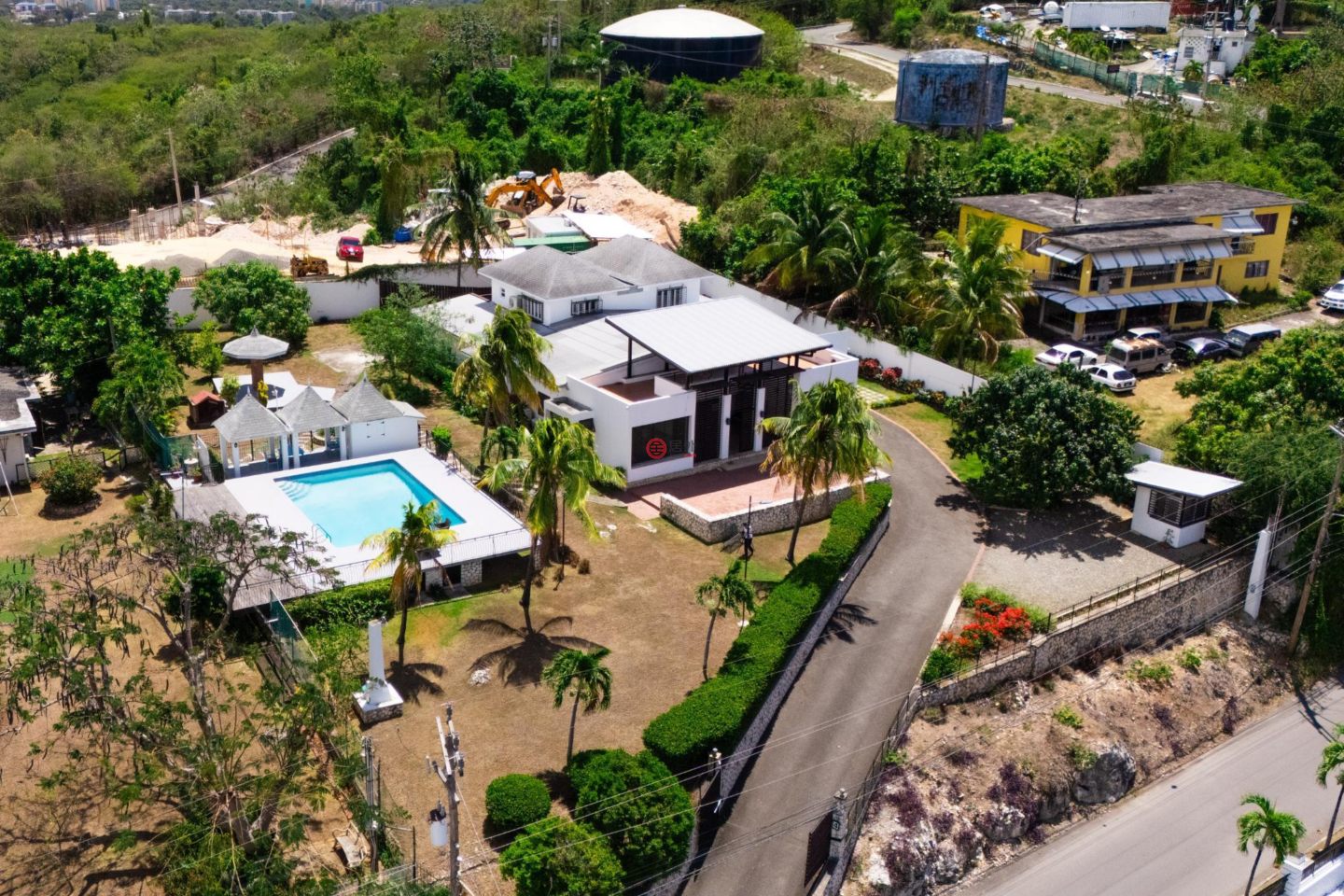 牙买加SurreySt Andrew的独栋别墅，4 Montclair Drive，编号77749669