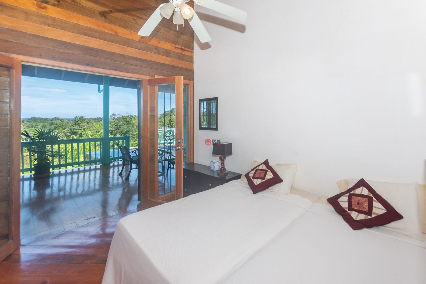 洪都拉斯海湾群岛Roatán的独栋别墅，Charming Garden Hillside 2B/1.5B Home，编号76854666