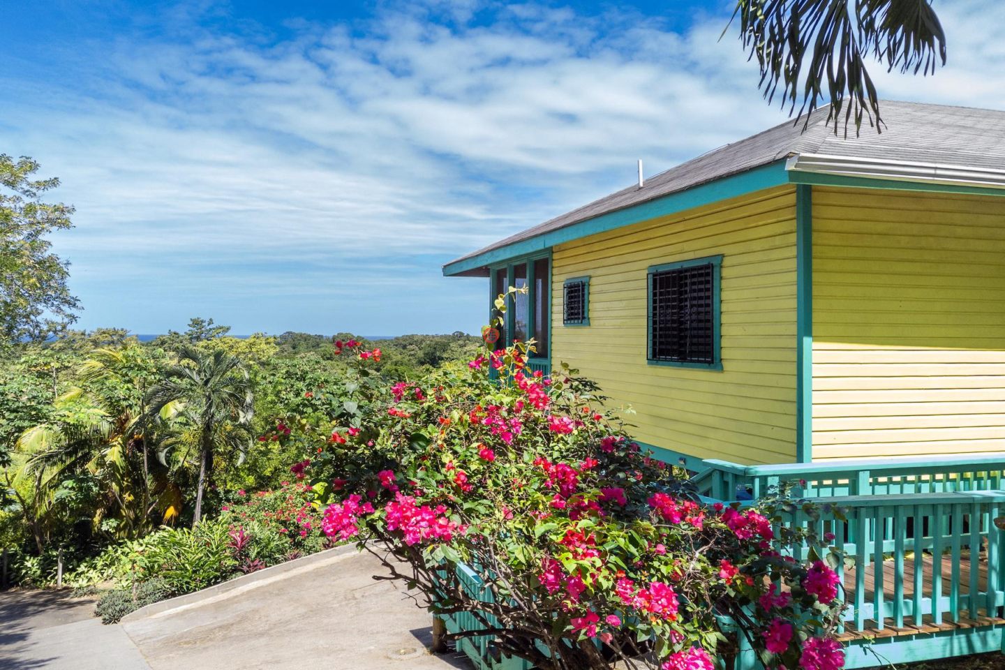 洪都拉斯海湾群岛Roatán的独栋别墅，Charming Garden Hillside 2B/1.5B Home，编号76854666