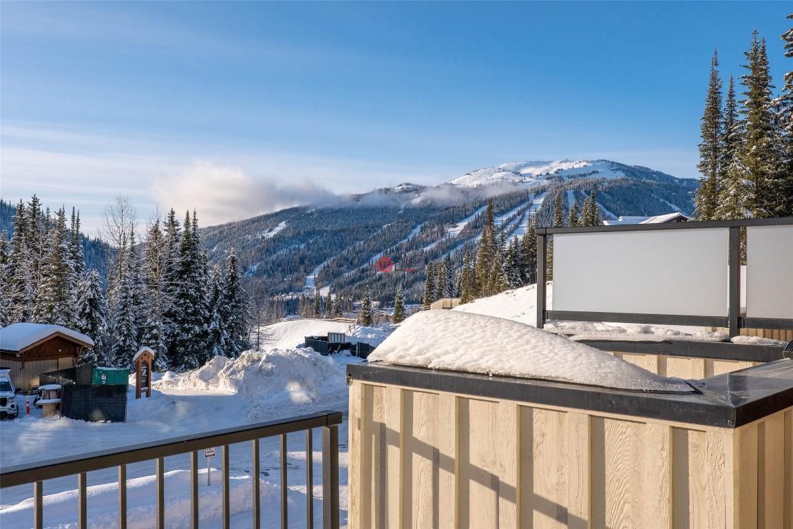 加拿大不列颠哥伦比亚省Sun Peaks的联排别墅，7000 MCGILLIVRAY LAKE，编号75527447