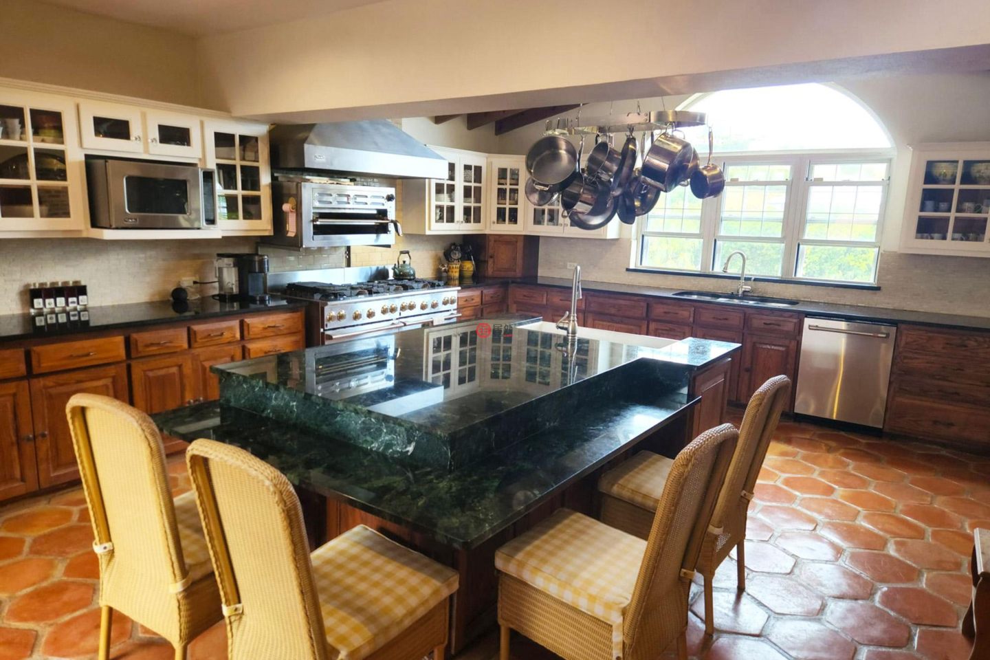 百慕达Smiths的独栋别墅，Spanish Grange 26 Knapton Hill，编号78406541