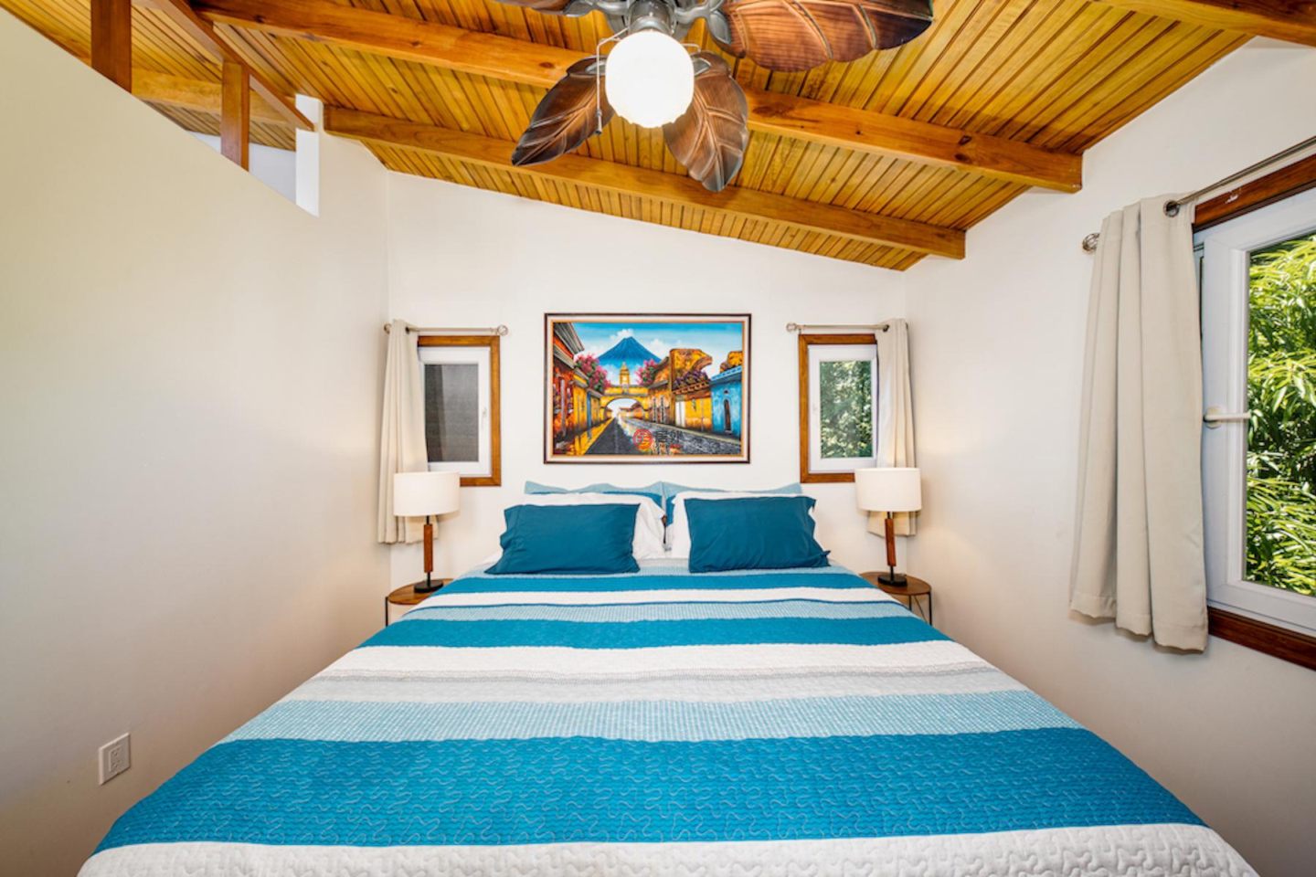 洪都拉斯海湾群岛Roatán的独栋别墅，Turnkey Potential Income Property Between West End & West Bay – Prime Location，编号78484472