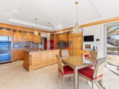 加拿大魁北克魁北克的独栋别墅，77 Ch. de la Plage-St-Laurent，编号76216444