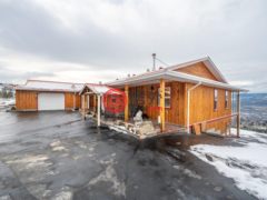 加拿大不列颠哥伦比亚省彭蒂克顿的独栋别墅，120 Panorama Ridge Road，编号76547150
