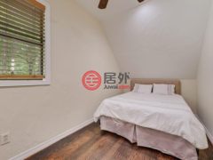 美国德克萨斯州斯里特曼的独栋别墅，None 204 Knights Circle，编号77995364