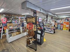 美国西佛吉尼亚州Great Cacapon的公寓，None 5210 W CENTRAL AVENUE，编号78448905