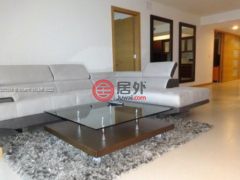 美国佛罗里达州Hallandale Beach的独栋别墅，编号65625648