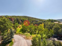 美国科罗拉多州斯廷博特斯普林斯的住宅用地，2725 Ski Trail Lane，编号78498200