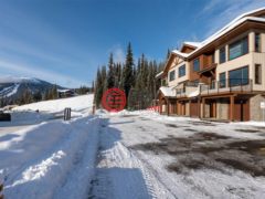 加拿大不列颠哥伦比亚省Sun Peaks的联排别墅，7000 MCGILLIVRAY LAKE，编号75521812