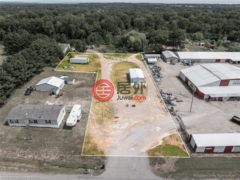 美国阿肯色州阿尔玛的零售，4900 Highway 71，编号75683847