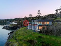 加拿大不列颠哥伦比亚省Saanich的独栋别墅，4351 Gordon Head Road，编号70395738