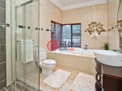 南非豪登省Sandton的独栋别墅，17 Barker Street，编号71750399