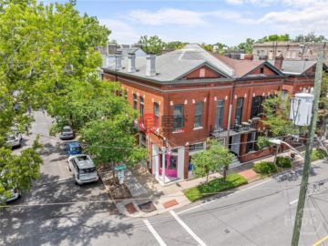 Retail, Traditional - Savannah, GA