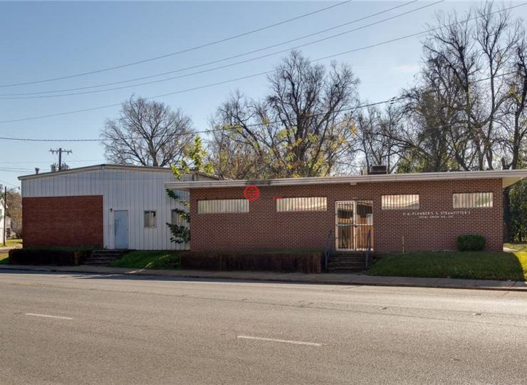 美国路易斯安那州亚历山德里亚总占地3764平方米的商业地产